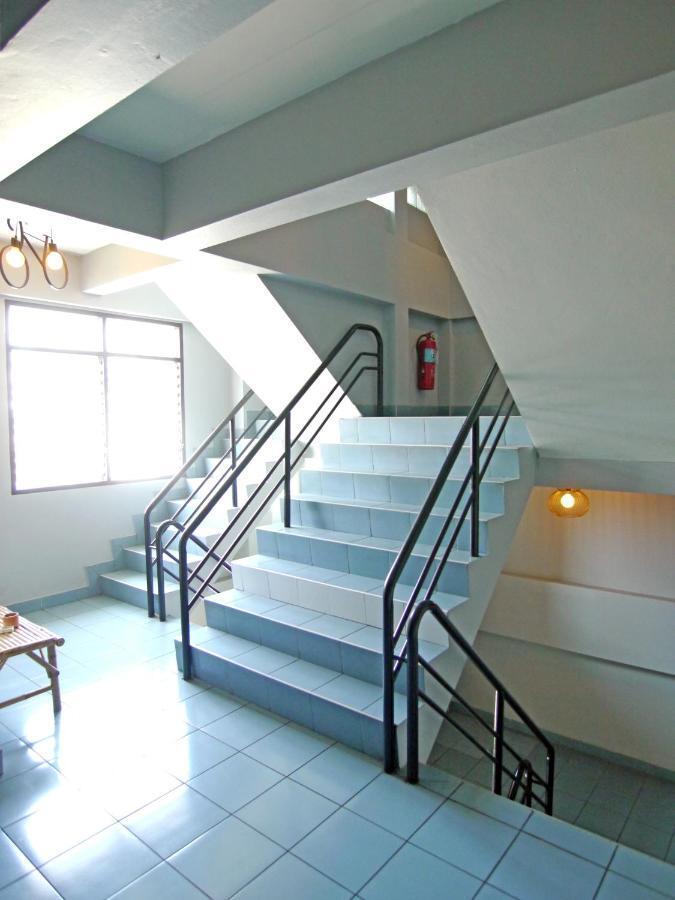 Mam'S House Khaosan Hotel Bangkok Exterior photo